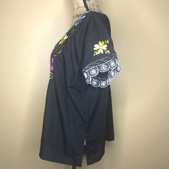 Embroidered Peasant Boho black blouse Sz L EUC - Picture 2 of 5